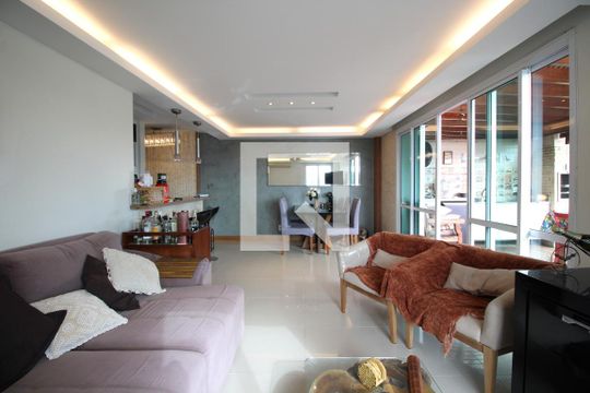 Sala de apartamento para alugar com 4 quartos, 178m² em Jacarepaguá, Rio de Janeiro