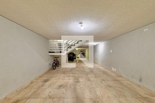 Garagem de apartamento para alugar com 3 quartos, 110m² em Jardim Utinga, Santo André