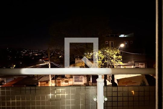 Sacada Quarto 2 de apartamento para alugar com 3 quartos, 110m² em Jardim Utinga, Santo André