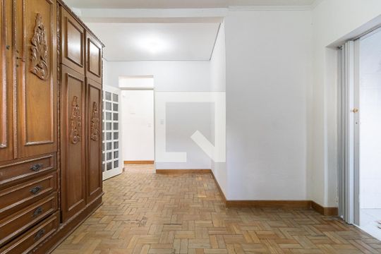 Suíte de casa à venda com 3 quartos, 464m² em Vila Santa Teresa (zona Sul), São Paulo