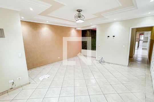 Casa para alugar com 4 quartos, 250m² em Vila Alto de Santo Andre, Santo André