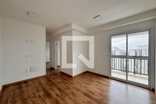 Apartamento para alugar com 2 quartos, 53m² em Vila Metalúrgica, Santo André
