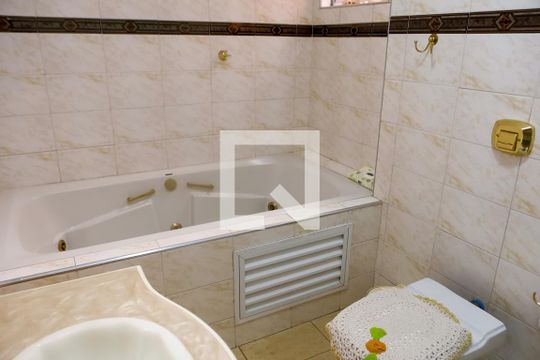 Banheiro da Suíte 3 de casa à venda com 4 quartos, 320m² em Vila Yolanda, Osasco
