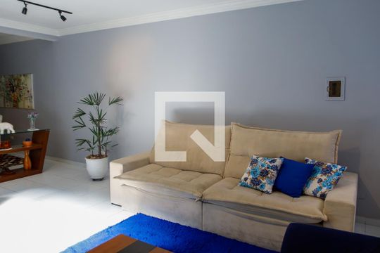 sala de casa à venda com 4 quartos, 320m² em Vila Yolanda, Osasco