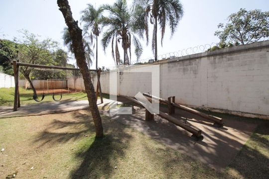 Área comum - Playground de apartamento para alugar com 2 quartos, 50m² em Jardim Canaã, Uberlândia