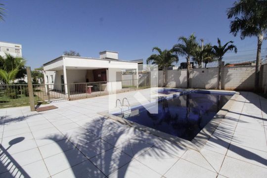 Área comum - Piscina de apartamento para alugar com 2 quartos, 50m² em Jardim Canaã, Uberlândia