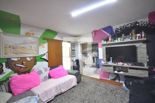 Sala de casa à venda com 3 quartos, 150m² em Vila Gustavo, São Paulo