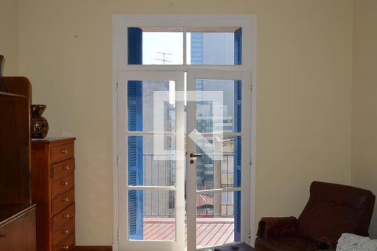 Sala de apartamento para alugar com 2 quartos, 78m² em Liberdade, São Paulo