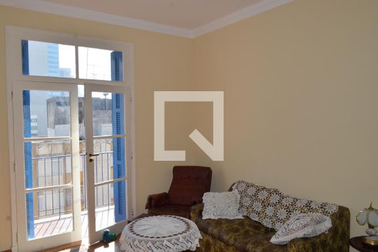 Sala de apartamento para alugar com 2 quartos, 78m² em Liberdade, São Paulo