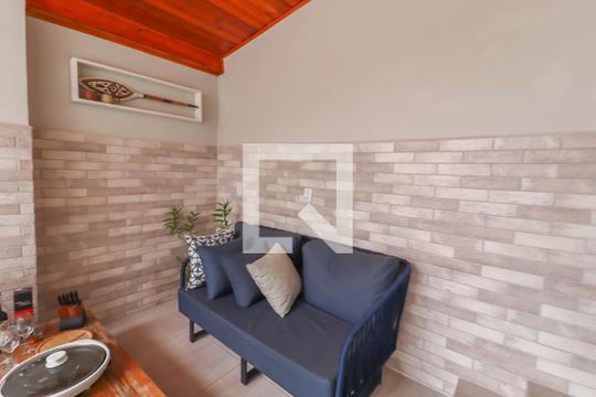 Quintal de casa à venda com 3 quartos, 435m² em Jardim Mirante, Várzea Paulista