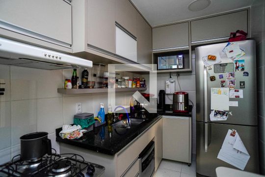Cozinha de casa de condomínio para alugar com 3 quartos, 115m² em Engenho do Mato, Niterói