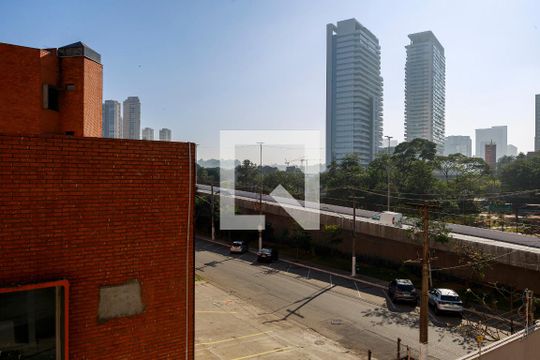 Sala - Vista de apartamento à venda com 1 quarto, 27m² em Jardim Caravelas, São Paulo