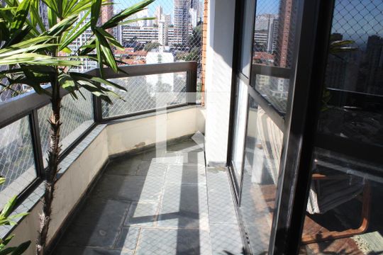 Sacada Sala de apartamento à venda com 3 quartos, 280m² em Perdizes, São Paulo