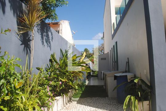 Área comum de casa para alugar com 4 quartos, 400m² em Itapuã, Salvador