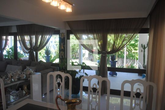 Sala de Jantar de casa para alugar com 4 quartos, 400m² em Itapuã, Salvador