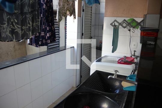 Área de Serviço de casa à venda com 3 quartos, 250m² em Jardim Riacho das Pedras, Contagem