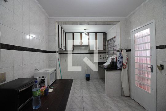 Cozinha  de casa à venda com 3 quartos, 100m² em Vila Mariza, São Bernardo do Campo