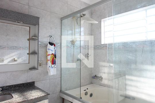 Quarto 1 - Suíte Banheiro  de casa à venda com 3 quartos, 100m² em Vila Mariza, São Bernardo do Campo