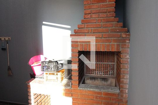 Churrasqueira de casa à venda com 3 quartos, 100m² em Vila Mariza, São Bernardo do Campo