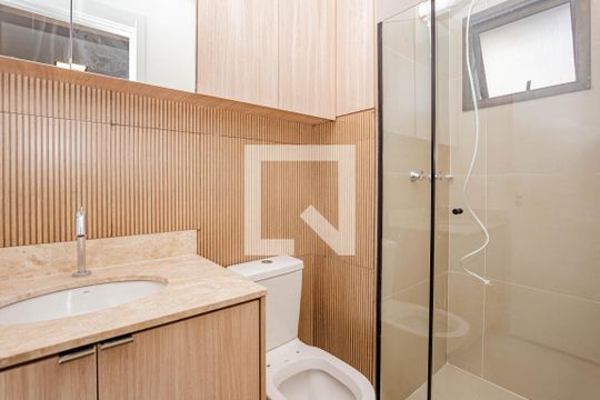 Banheiro de apartamento à venda com 1 quarto, 25m² em Ipiranga, São Paulo