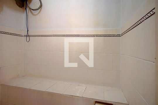 Lavabo Sala – Piso térreo de casa à venda com 6 quartos, 350m² em Cruzeiro, Belo Horizonte