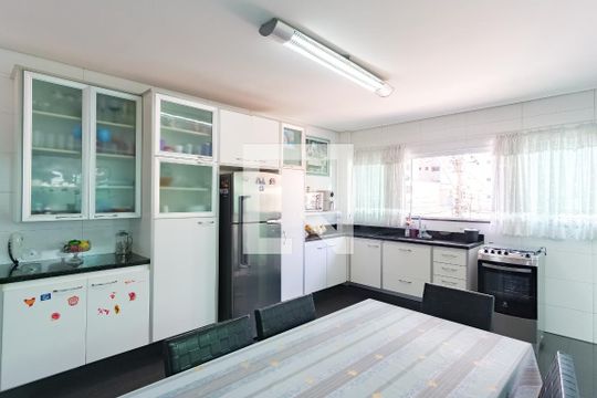 Cozinha de casa à venda com 3 quartos, 226m² em Chácara Califórnia, São Paulo