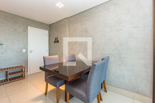 Sala de apartamento para alugar com 1 quarto, 55m² em Vila da Serra, Nova Lima