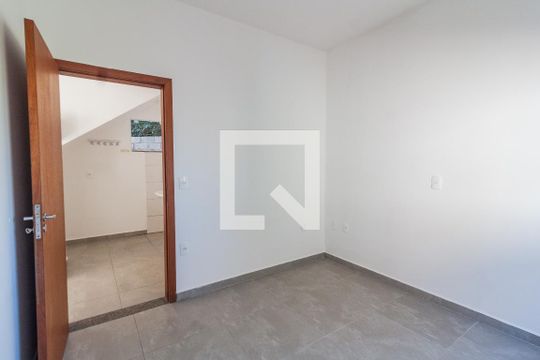 Quarto de apartamento para alugar com 1 quarto, 40m² em Itaguaçu, Florianópolis
