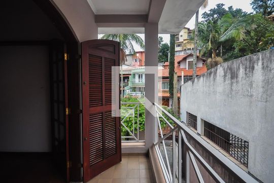 Varanda do Quarto de casa à venda com 3 quartos, 350m² em Parque Monte Alegre, Taboão da Serra