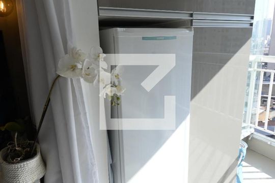 Varanda/Serviço de apartamento à venda com 2 quartos, 48m² em Cambuci, São Paulo