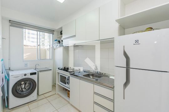 Cozinha de apartamento à venda com 1 quarto, 82m² em Palmeiras, Belo Horizonte