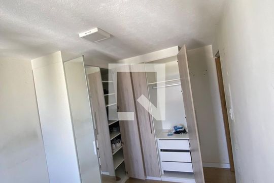 Quarto 1 de apartamento para alugar com 2 quartos, 50m² em Jardim Marica, Mogi das Cruzes