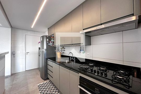 Cozinha de apartamento à venda com 3 quartos, 110m² em Brooklin Novo, São Paulo