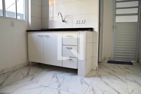 Sala e Cozinha integrada  de casa para alugar com 2 quartos, 80m² em Parque Continental I, Guarulhos