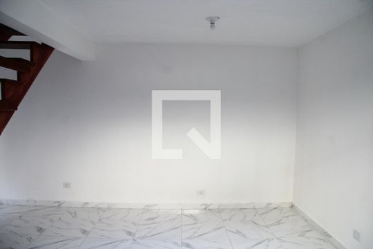 Sala e Cozinha integrada  de casa para alugar com 2 quartos, 80m² em Parque Continental I, Guarulhos