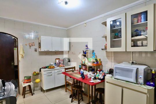 Cozinha de casa à venda com 4 quartos, 180m² em Luz, São Paulo