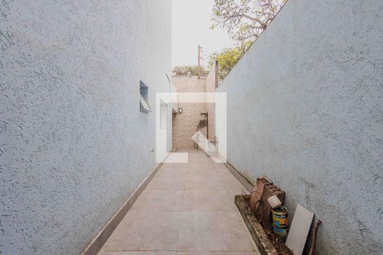 Quintal de casa à venda com 3 quartos, 126m² em Vila Ida, São Paulo