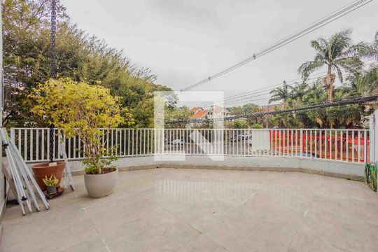 Terraço de casa à venda com 3 quartos, 126m² em Vila Ida, São Paulo