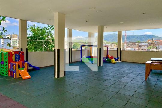 Área comum de apartamento para alugar com 2 quartos, 66m² em Taquara, Rio de Janeiro