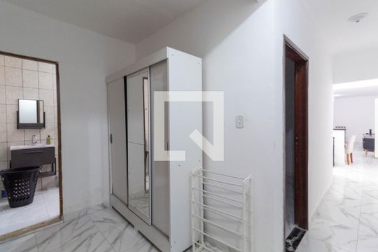 Banheiro Corredor de casa para alugar com 1 quarto, 70m² em Jardim Sao Nicolau, São Paulo