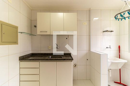 Cozinha de apartamento à venda com 1 quarto, 33m² em Campos Elíseos, São Paulo