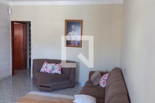 Casa para alugar com 3 quartos, 230m² em Parque Continental, Guarulhos
