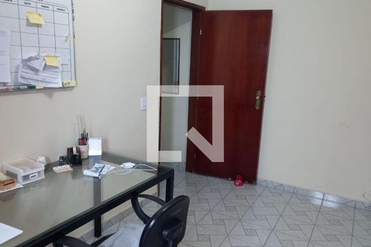 Quarto de casa para alugar com 3 quartos, 230m² em Parque Continental, Guarulhos