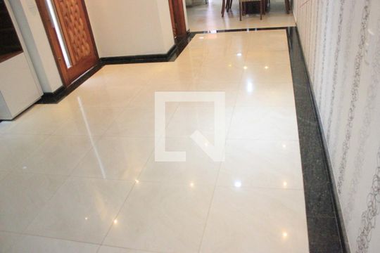 Sala de casa para alugar com 3 quartos, 239m² em Macedo, Guarulhos
