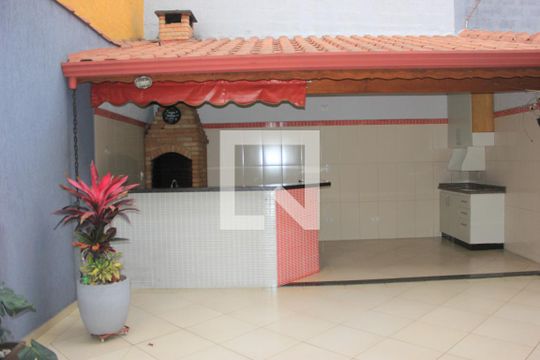 Espaço gourmet com churrasqueira de casa para alugar com 3 quartos, 239m² em Macedo, Guarulhos
