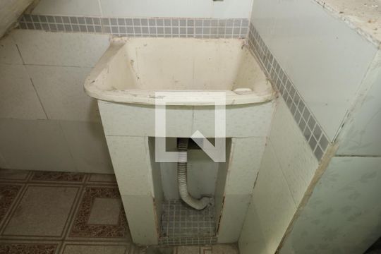 Área de Serviço de casa para alugar com 3 quartos, 180m² em Cidade Líder, São Paulo