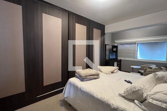 Quarto 1 de casa à venda com 3 quartos, 330m² em Sumaré, São Paulo