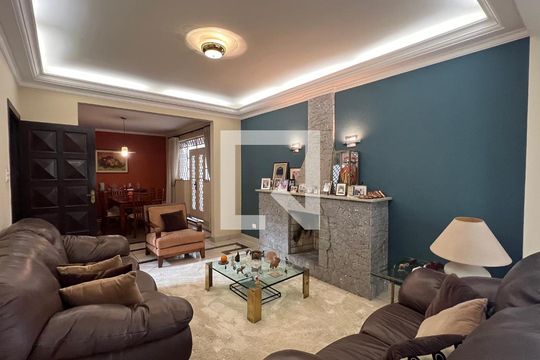 Sala de casa à venda com 3 quartos, 330m² em Sumaré, São Paulo