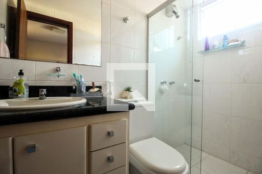 Banheiro de apartamento à venda com 4 quartos, 260m² em Luxemburgo, Belo Horizonte