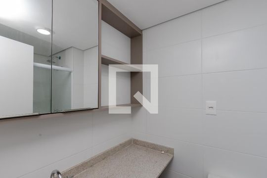 Banheiro de kitnet/studio à venda com 1 quarto, 29m² em Jardim das Acácias, São Paulo